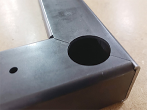 画像：ENSIS-3015RIで厚板とパイプ・形鋼を内製化