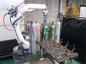 画像：江戸川区の町工場、ファイバーレーザマシン2台を一挙導入