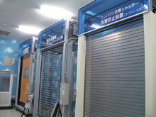 小山工場で製造するシャッター