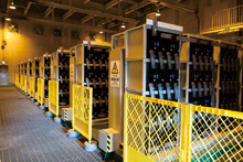500kW̉~drBV_˓d@iO[vj
~drjbg1nɂ240AB
v14n3,360̒~drjbggpĂ