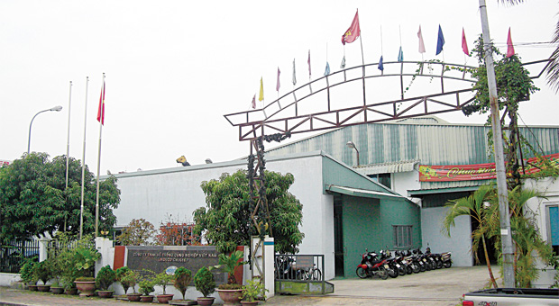 画像：アジア市場のハブ・ベトナムでローカルサプライヤーと協業、制御盤などを一貫製造