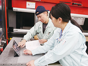 画像：生産・工程管理の見直しで課題を解決 ― 残業時間削減、納期遅延ゼロへ