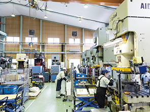 画像：板金工場を2倍に拡張 ― 精密プレス加工とのシナジーを強化