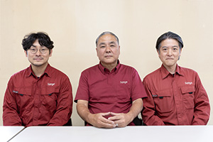 画像：4軸ハイブリッドサーボプレスによる複動加工技術を開発