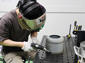 画像：知識・技能を生かした提案で「得意先から選ばれる企業」に