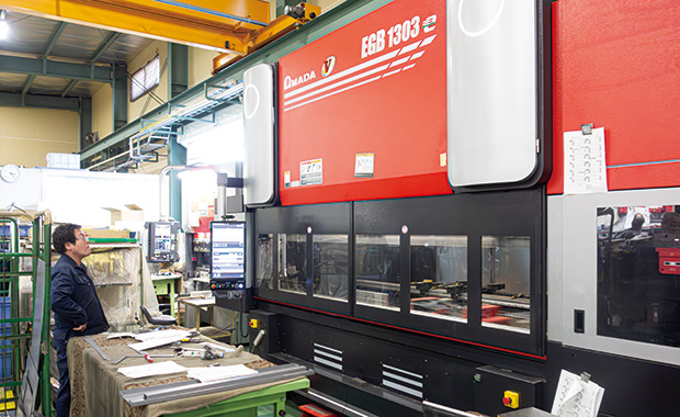 画像：ベテラン作業者が楽に作業でき、作業効率を向上させるEGB-ATCe