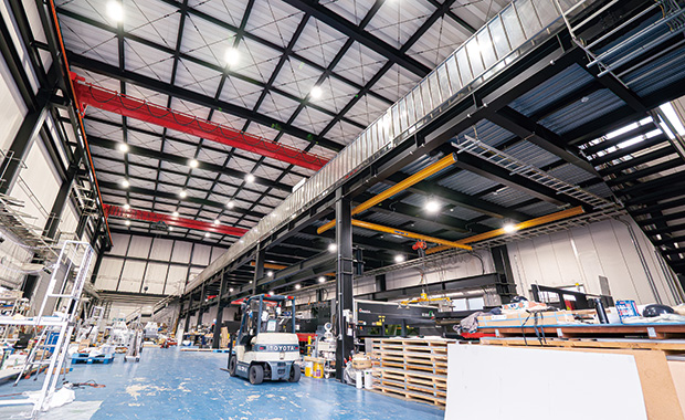 画像：“食品製造”に特化した一貫生産工場 ― 重厚長大の大型装置生産に対応