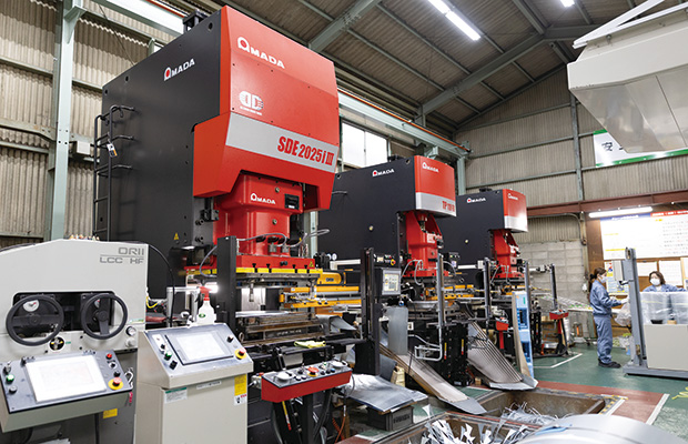 画像：金型技術とサーボプレスのシナジーで「五角形のビジネスモデル」を進化