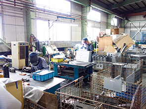 画像：加工材料は30種類以上 ― ブランクの一貫自動化は複合機×MARSが最適解